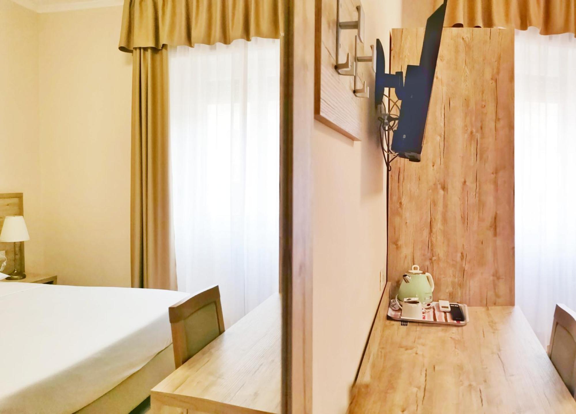 Guesthouse Central Station Group - Via Ponte Seveso 18 ミラノ エクステリア 写真